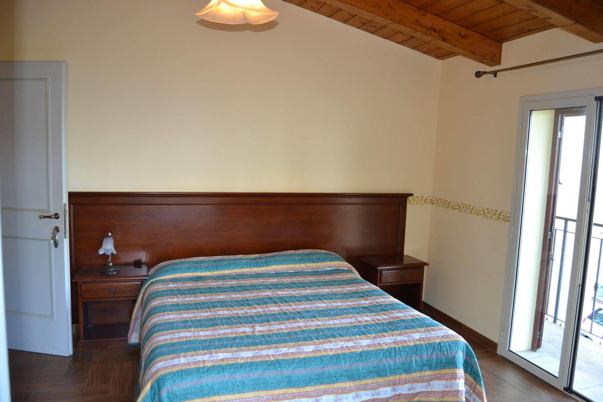 B&B Villa Chianalea 쉴라 외부 사진